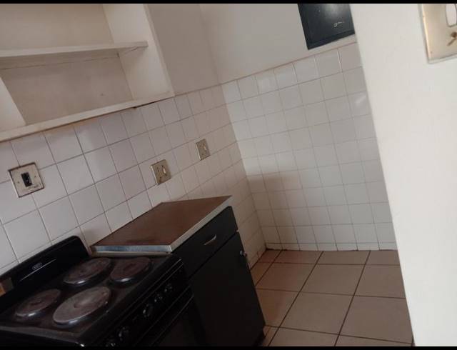 0 BEDROOM APARTMENT FOR SALE IN SUNNYSIDE